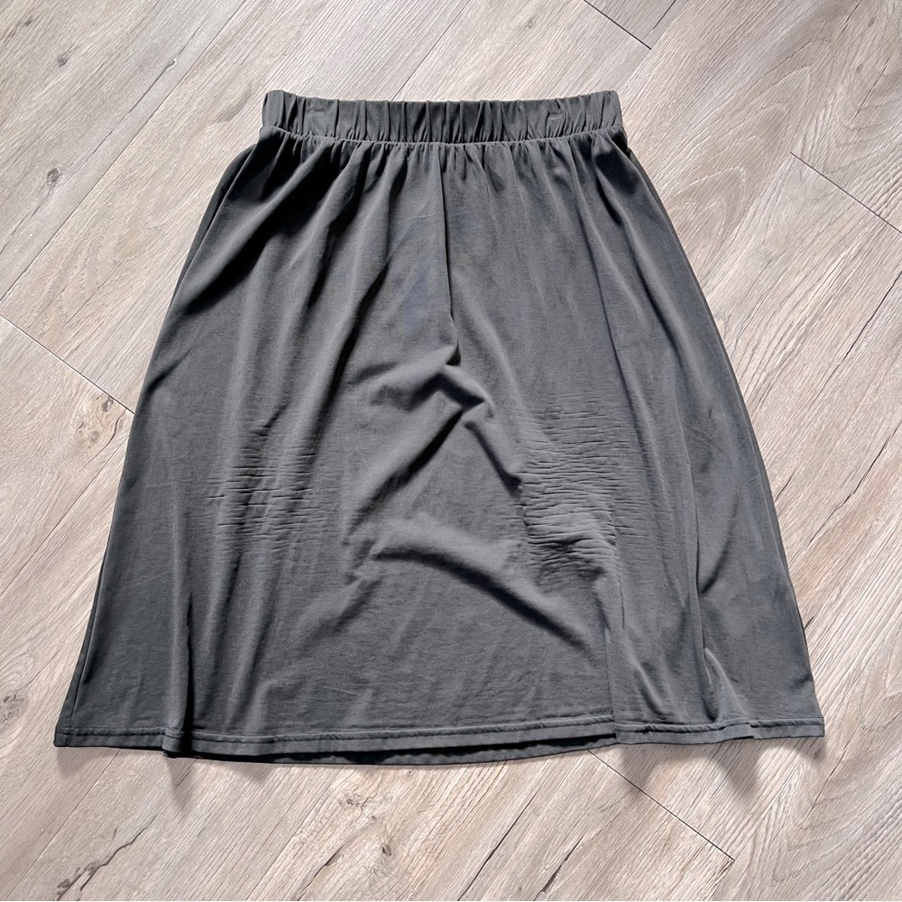 🔥SALE - any 4/$20. Minimum MIDI Aline Skirt